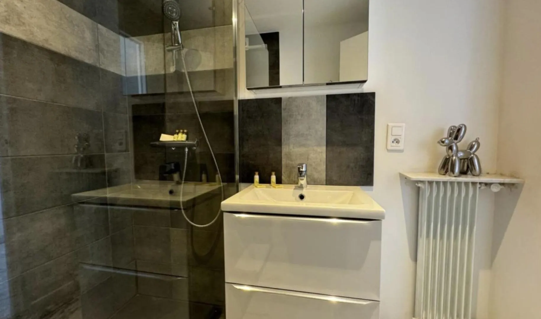 Cozy One Bedroom Apartment With Balcony And Parking Cannes